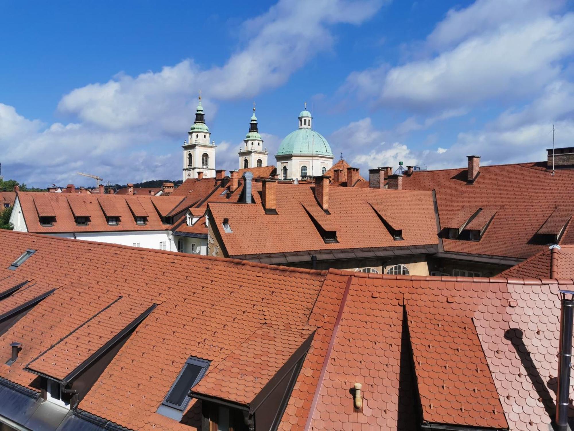 Under The Castle Apartments Ljubljana Liubliana Exterior foto